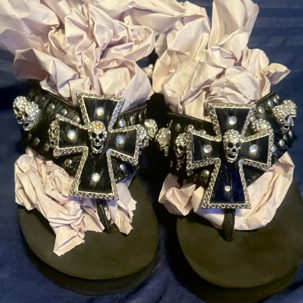 Black Sandals with Skull and Cross Design